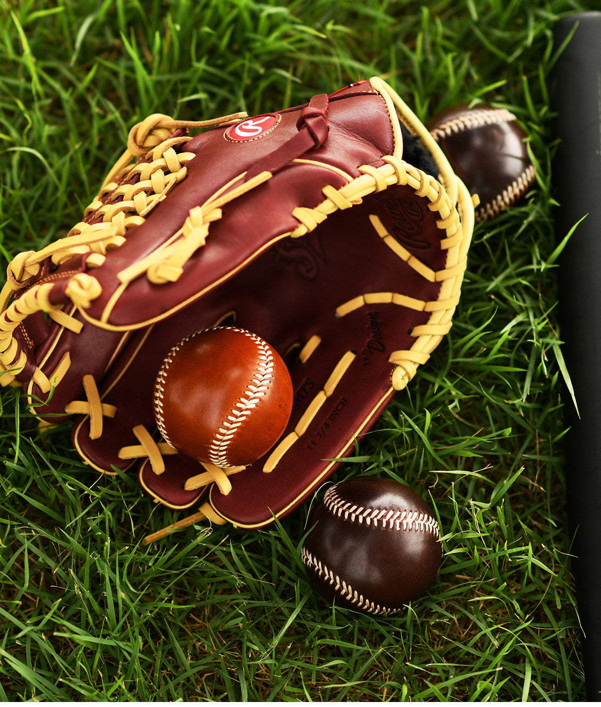 Handmade Cowhide Leather Baseball | 7.5cm Handcrafted Decorative Display Ball | Luxury Leather Baseball Gift