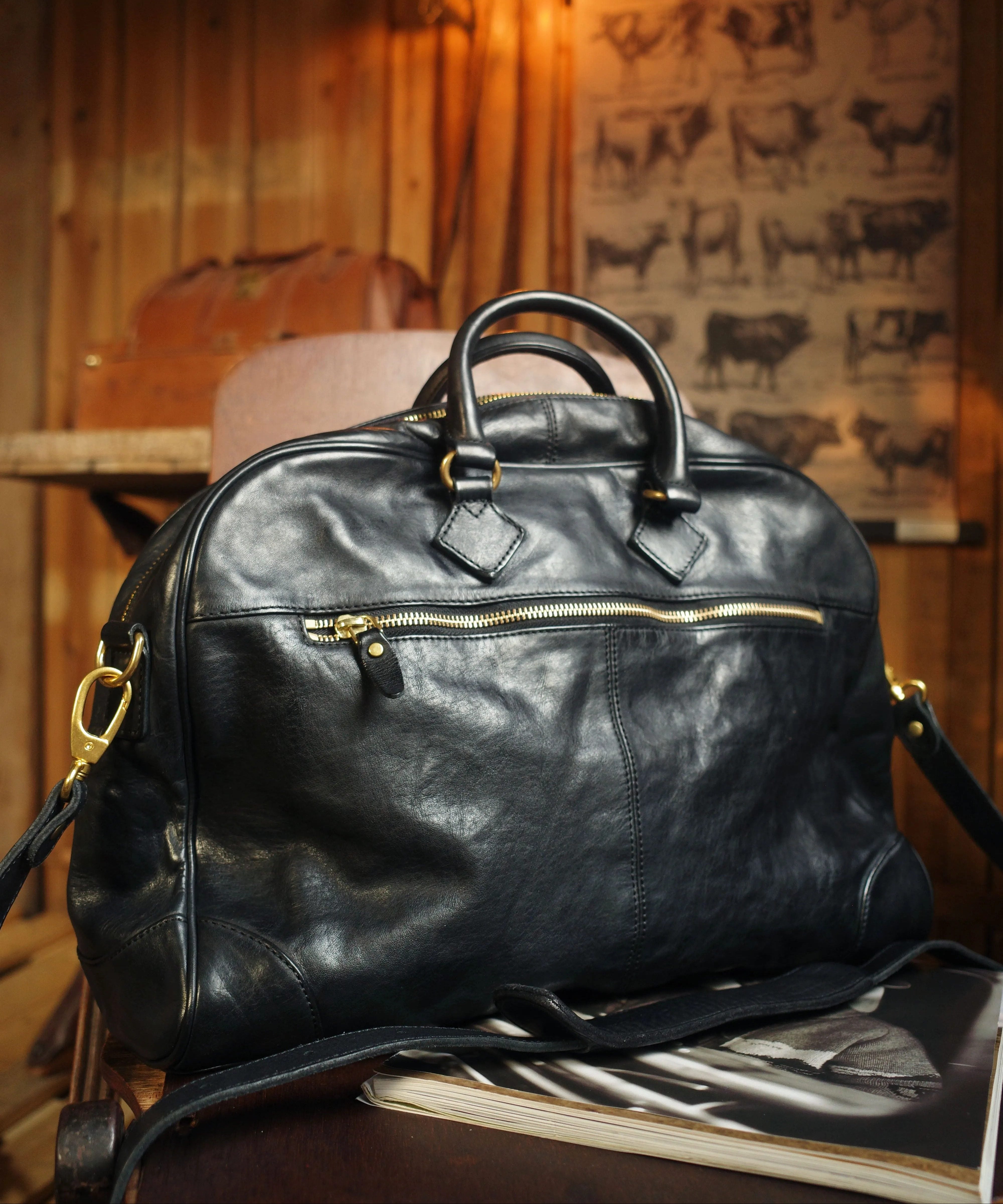 Handmade Italian Full-Grain Leather Vintage Duffle Bag – Solid Brass Hardware | Weekend Travel Bag with Detachable Shoulder Strap