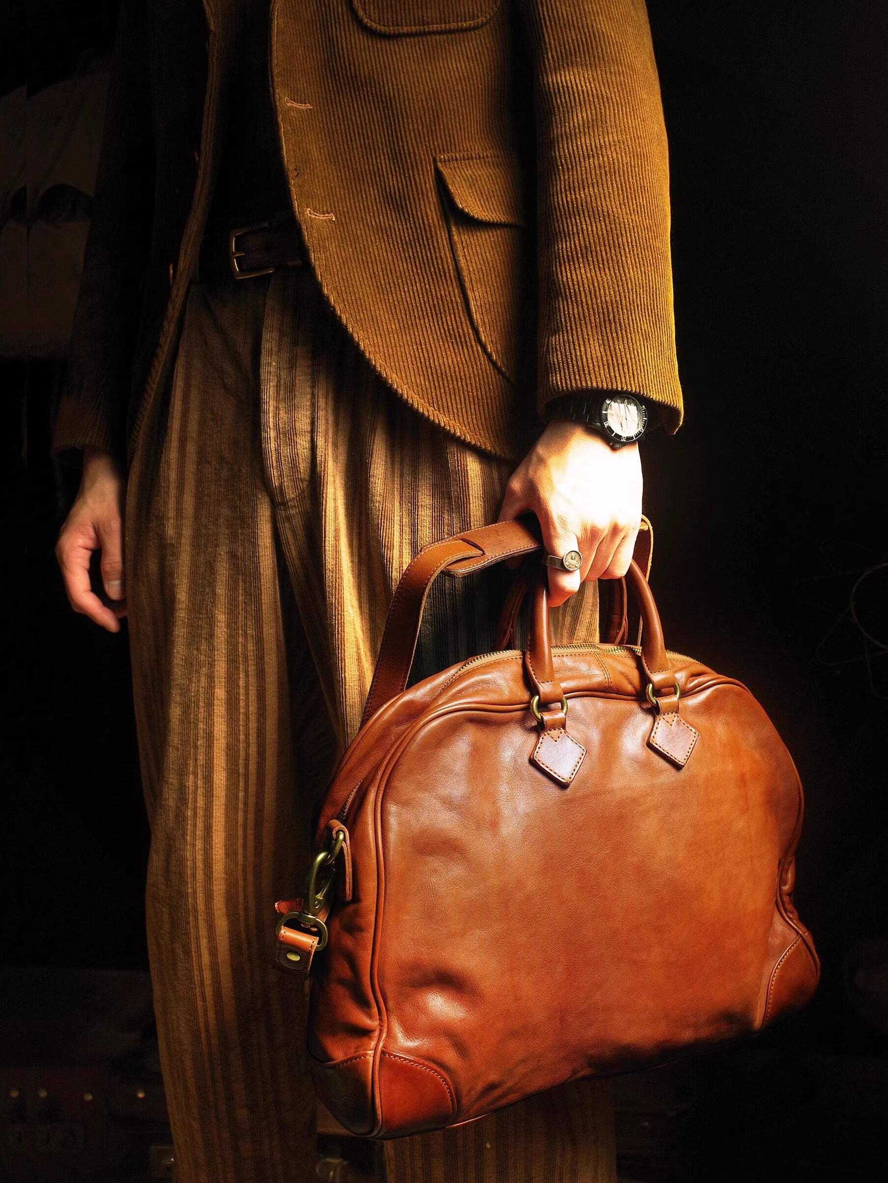 Handmade Italian Full-Grain Leather Vintage Duffle Bag – Solid Brass Hardware | Weekend Travel Bag with Detachable Shoulder Strap