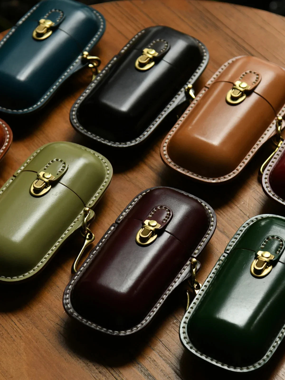 Handmade Leather Glasses Pouch, Cool Eyeglass Cases With Belt Clip, Vintage Hard Eyeglass Cases for Women & Men