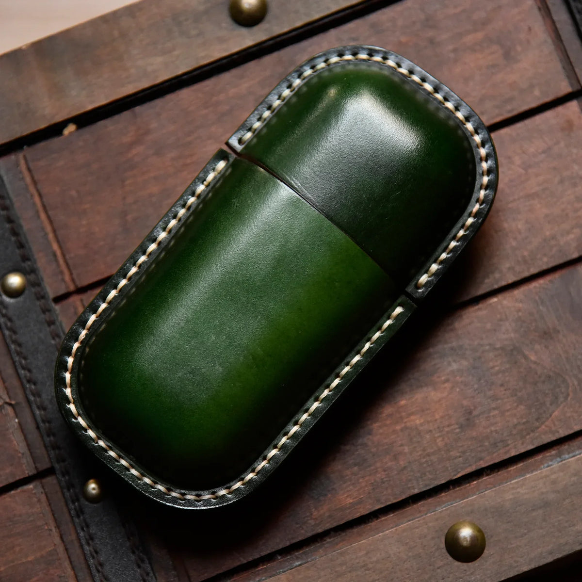Handmade Leather Glasses Pouch, Cool Eyeglass Cases With Belt Clip, Vintage Hard Eyeglass Cases for Women & Men