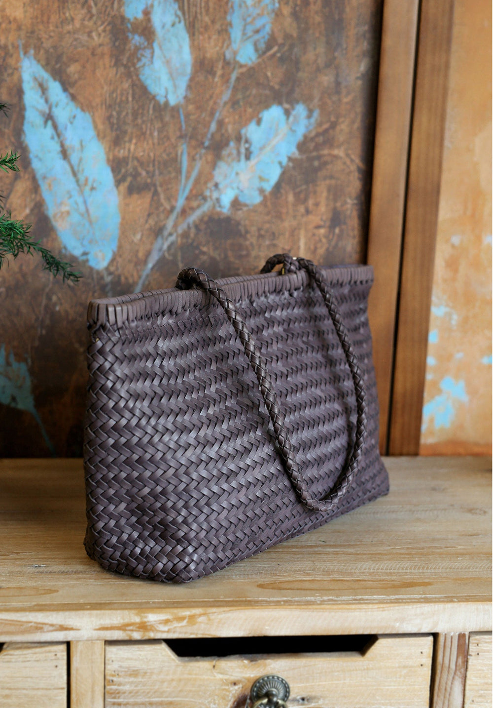 Handwoven Basket Tote Bag | Vegetable-Tanned Italian Cowhide Hand-Carry Bag | Minimalist Summer Commuter Style