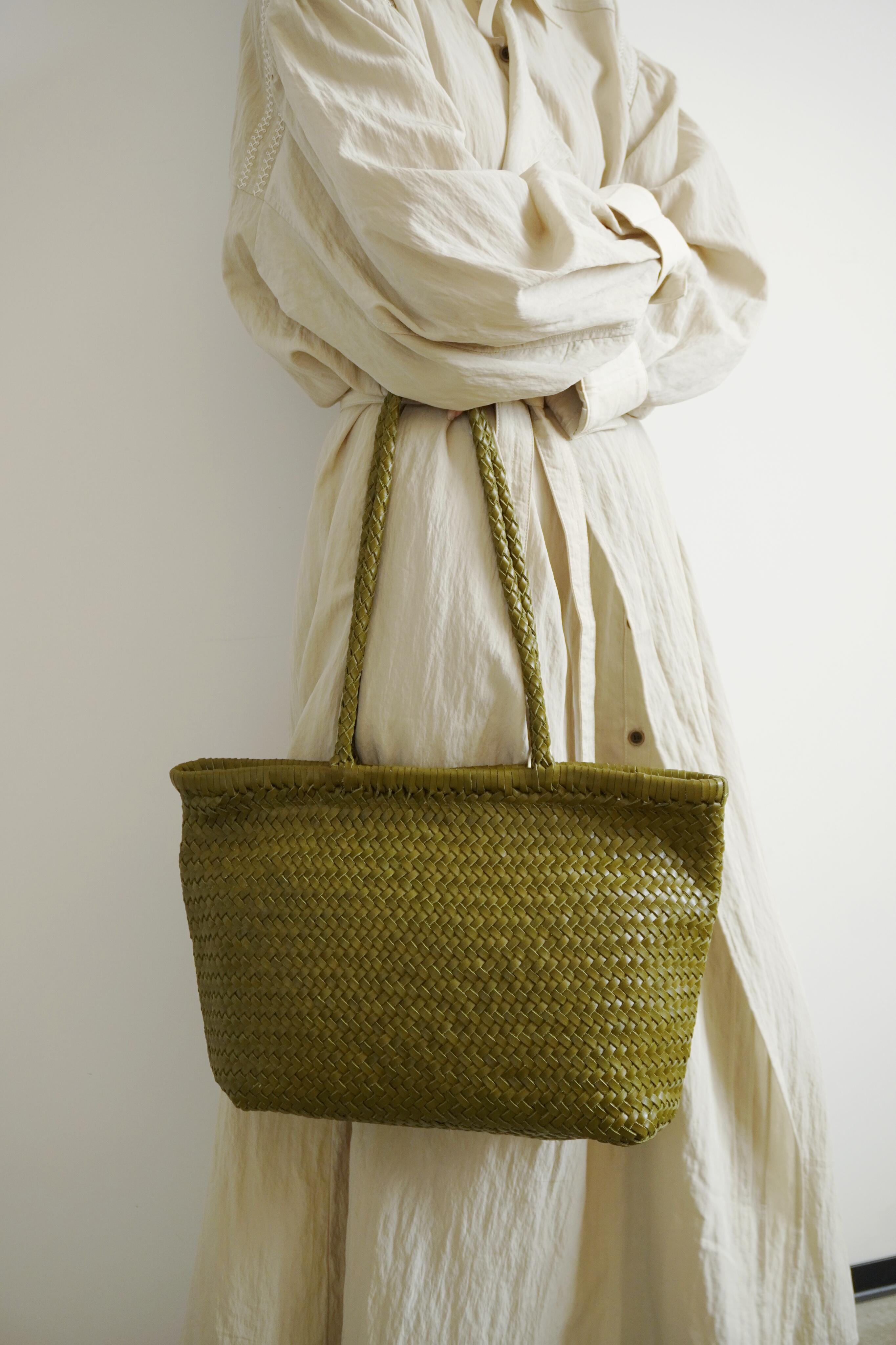 Handwoven Basket Tote Bag | Vegetable-Tanned Italian Cowhide Hand-Carry Bag | Minimalist Summer Commuter Style
