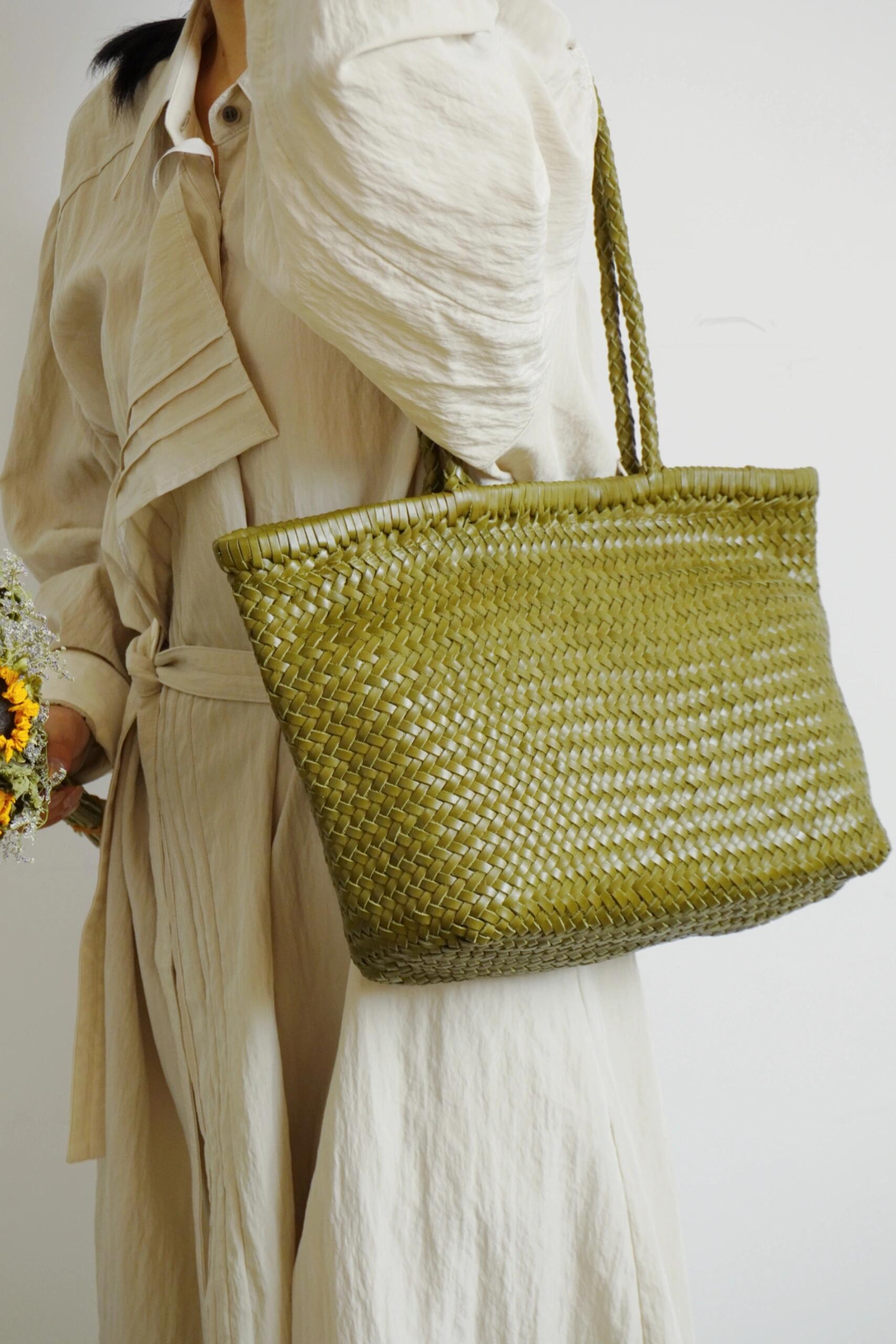 Handwoven Basket Tote Bag | Vegetable-Tanned Italian Cowhide Hand-Carry Bag | Minimalist Summer Commuter Style