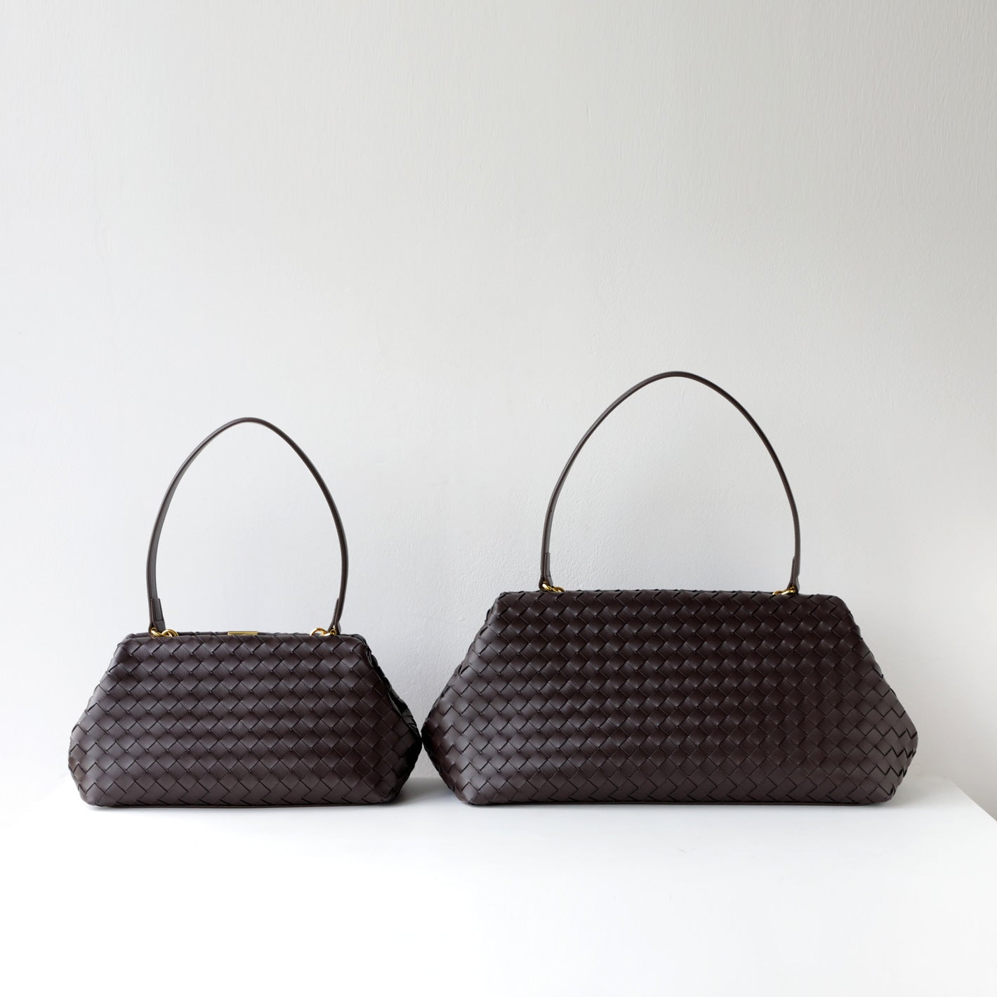 Handwoven Cowhide Leather Frame Clutch Bag | Women's Commuter Top-Handle & Shoulder Purse