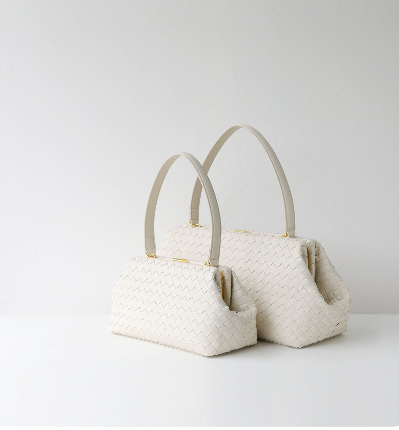 Handwoven Cowhide Leather Frame Clutch Bag | Women's Commuter Top-Handle & Shoulder Purse
