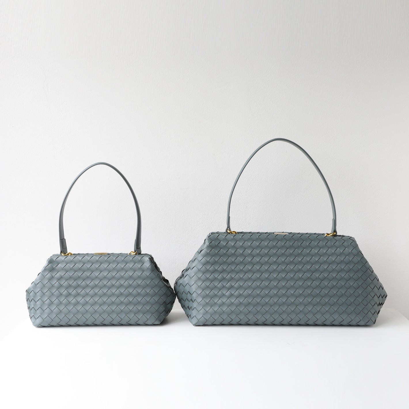 Handwoven Cowhide Leather Frame Clutch Bag | Women's Commuter Top-Handle & Shoulder Purse