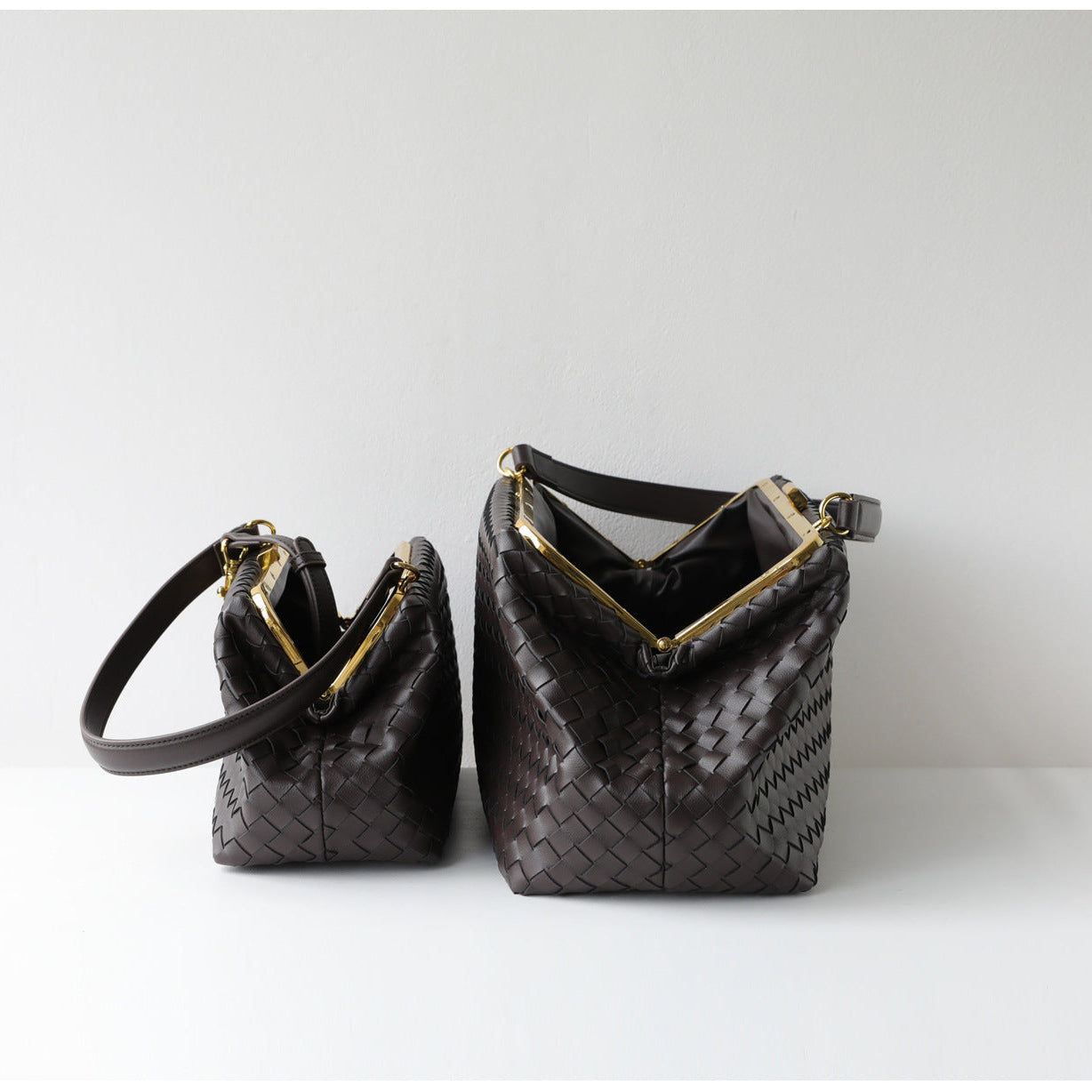 Handwoven Cowhide Leather Frame Clutch Bag | Women's Commuter Top-Handle & Shoulder Purse