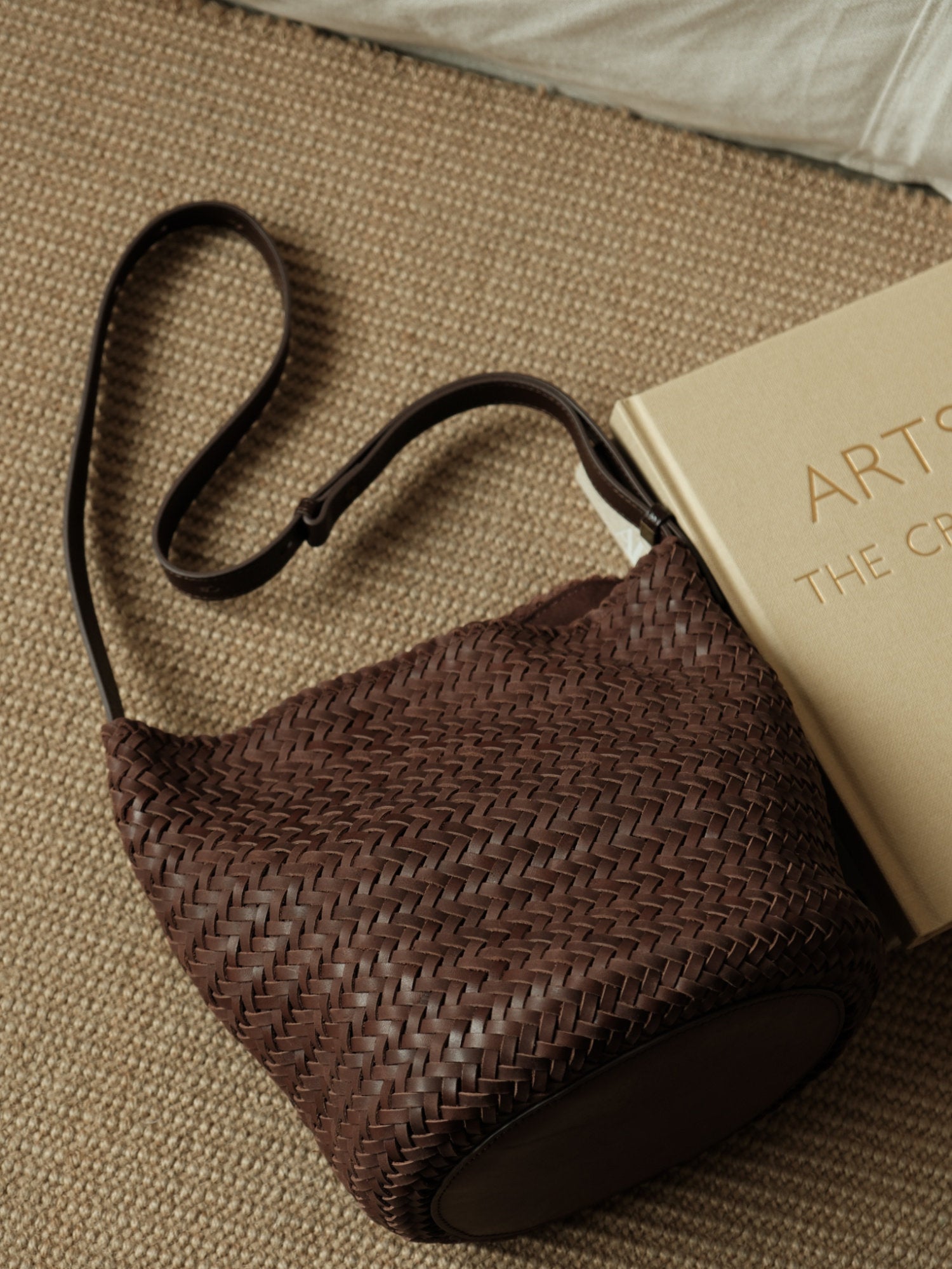 Handwoven Full-Grain Leather Bucket Bag | Stylish Shoulder Bag for Women | Leather Beach Bag