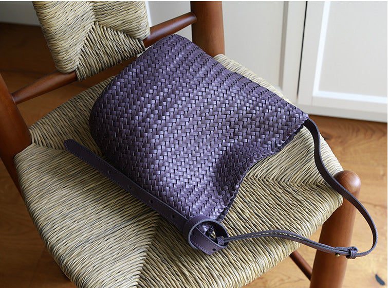 Handwoven Full-Grain Leather Bucket Bag – Two Sizes | Vegetable-Tanned Leather Shoulder Bag, 19 Colours, Hydrophobic Finish