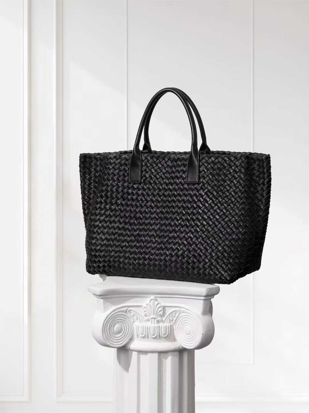 Handwoven Italian Lambskin Tote Bag,  Luxury Intrecciato Leather Shoulder Bag with Matching Pouch, Three Sizes