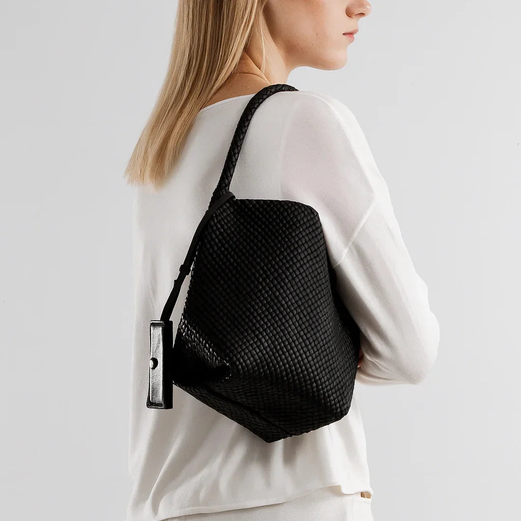 Handwoven Lambskin Leather Bucket Bag, Luxury Intrecciato Shoulder/Hobo Bag | All-Leather Interior & Exterior