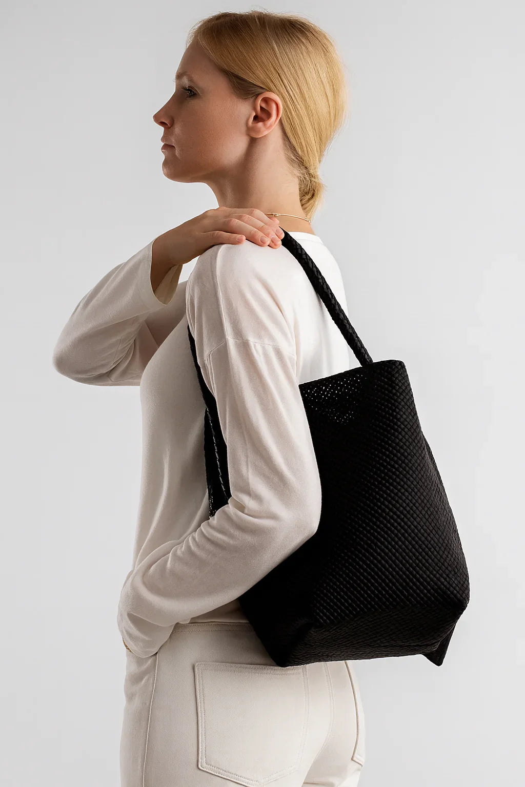 Handwoven Lambskin Leather Bucket Bag, Luxury Intrecciato Shoulder/Hobo Bag | All-Leather Interior & Exterior