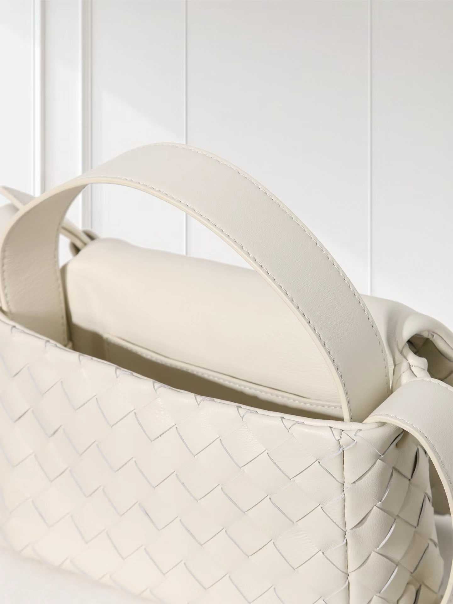 Handwoven Lambskin Leather Mini Bag – Diagonal Basketweave Crossbody | Top Handle Woven Leather Shoulder Bag
