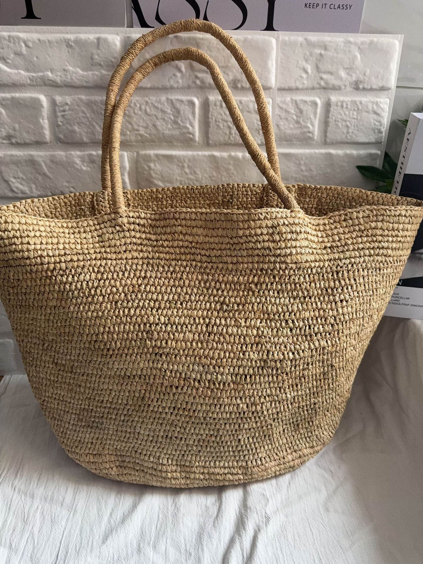 Natural raffia grass tote bag – lightweight breathable handwoven beach and market bag women