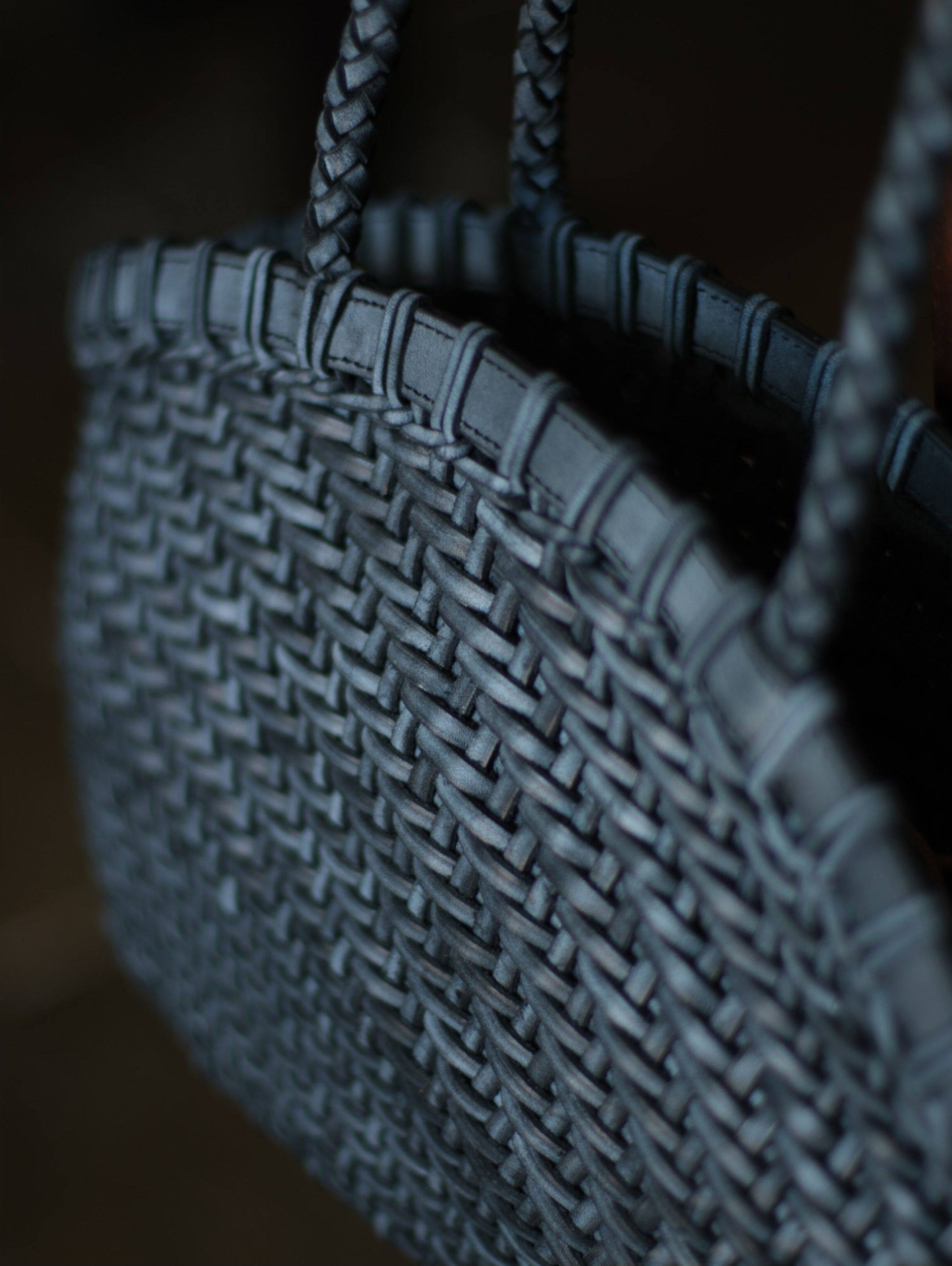Handwoven Vegetable-Tanned Leather Basket Bag for Women｜Full Grain Cowhide Woven Tote with Braided Handle & Drawstring Liner | Spring Summer Shoulder Bag