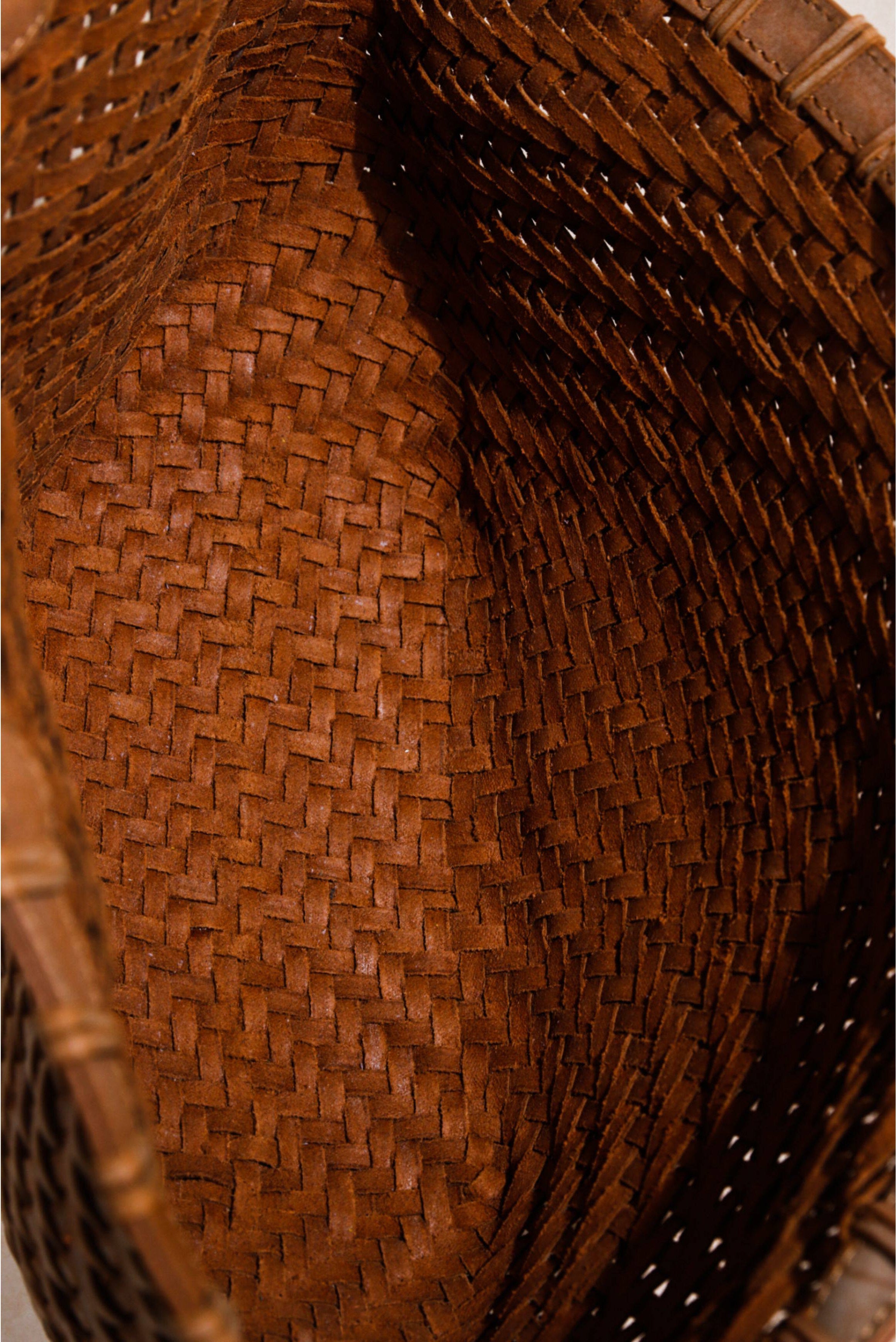 Handwoven Vegetable-Tanned Leather Basket Bag for Women｜Full Grain Cowhide Woven Tote with Braided Handle & Drawstring Liner | Spring Summer Shoulder Bag