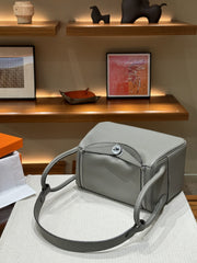 High-End Luxury Italian Taurillon Clémence Leather Women's Shoulder Bag – Gold & Silver Tone Handcrafted Handbag, Top Handle Purse, Designer Doctor-Style Satchel (19cm/26cm)