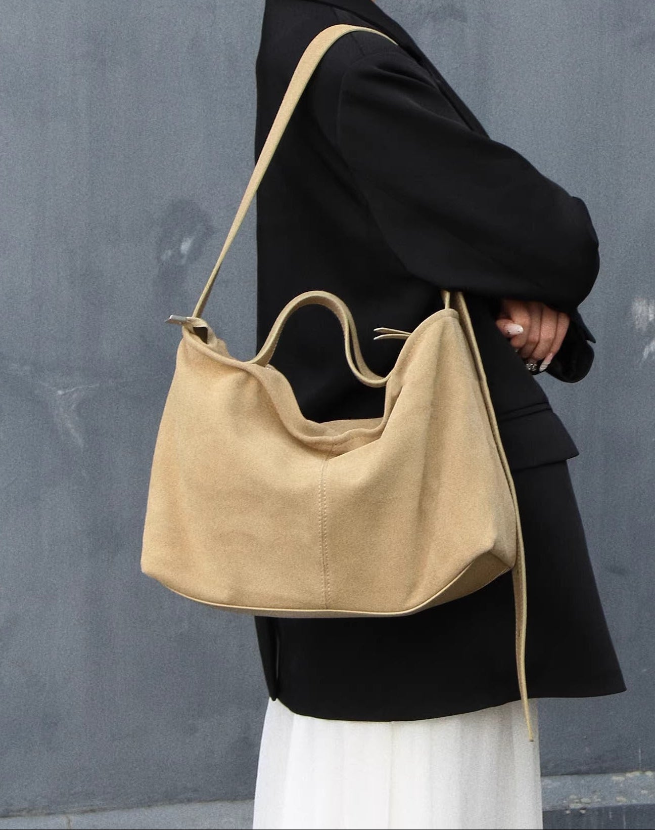 Large Suede Hobo Bag for Women | Slouchy Autumn/Winter Shoulder Bag & Crossbody