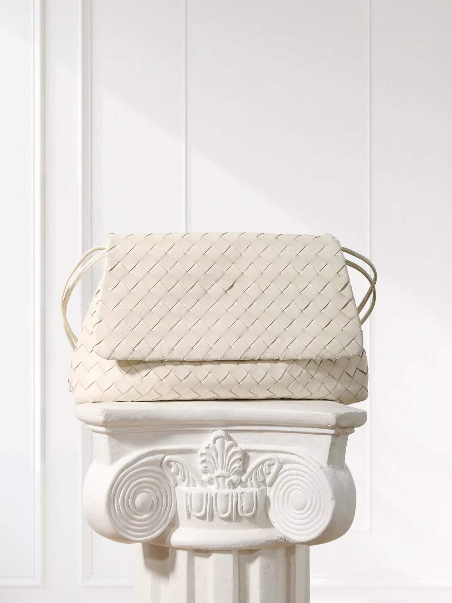 Luxury Handwoven Lambskin Crossbody Bag, Soft Leather Hobo Bag, Designer Craftsmanship Woven Flap Tote for Women
