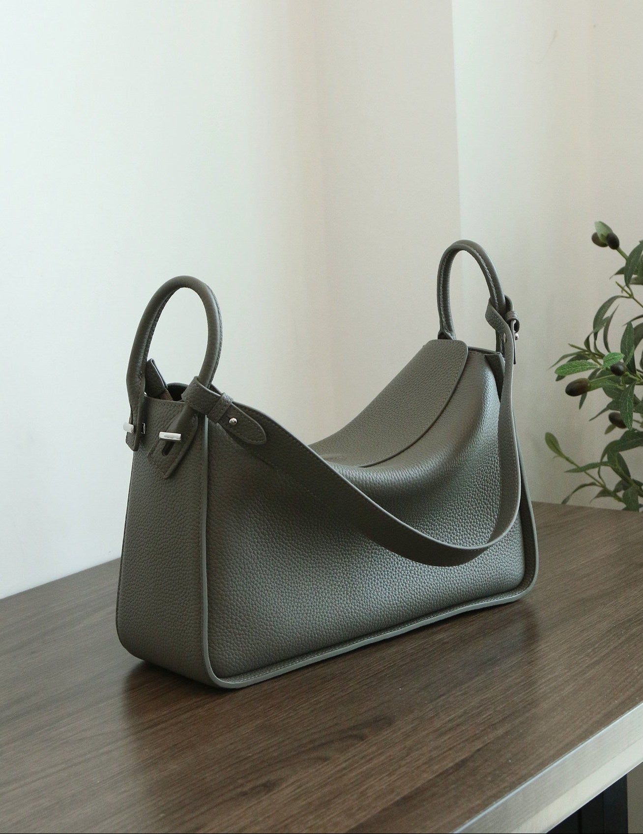 Luxury Togo Calfskin Leather Pillow Bag |  Minimalist Slouchy Crossbody & Shoulder Bag | 2026 Designer Collection