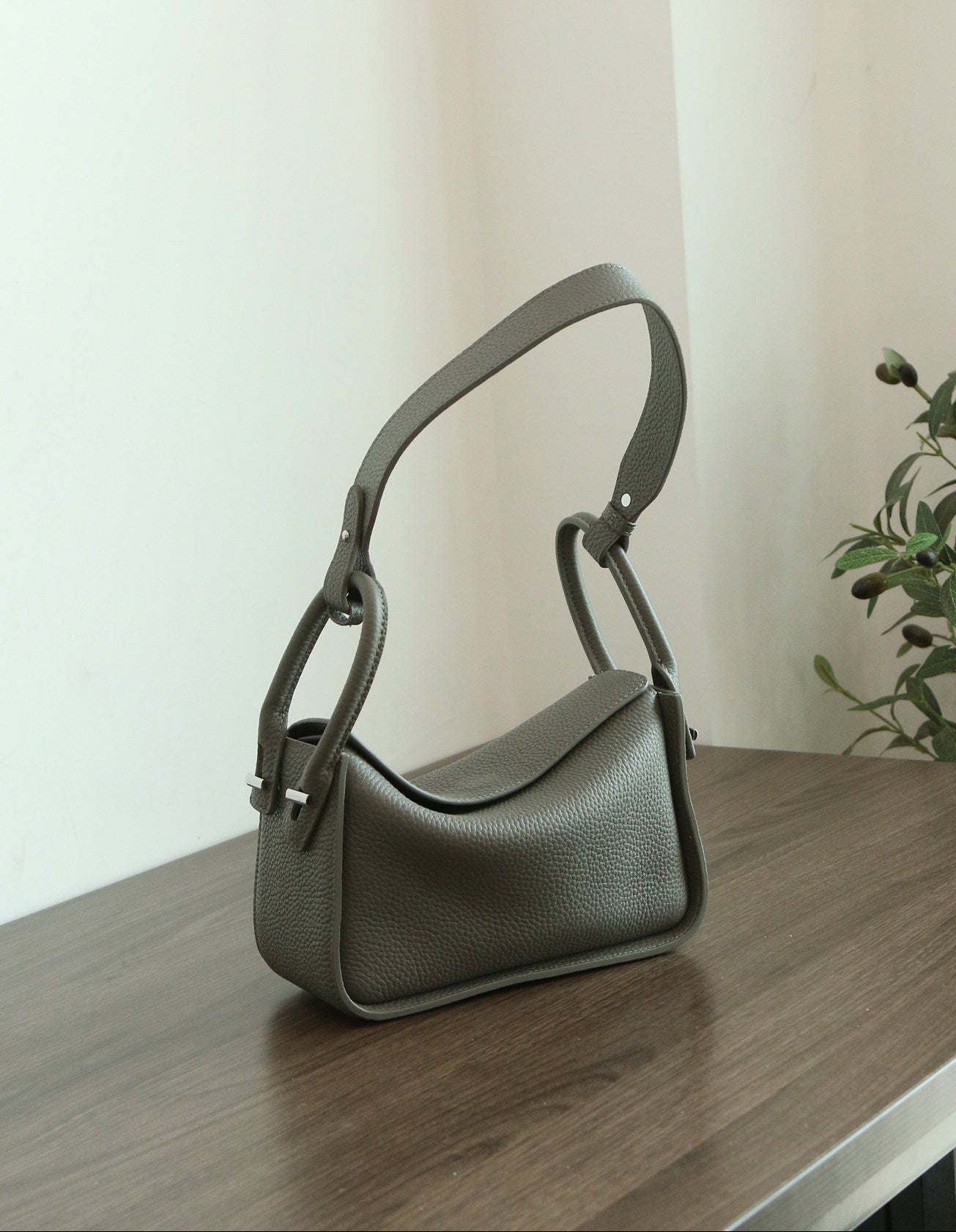 Luxury Togo Calfskin Leather Pillow Bag |  Minimalist Slouchy Crossbody & Shoulder Bag | 2026 Designer Collection
