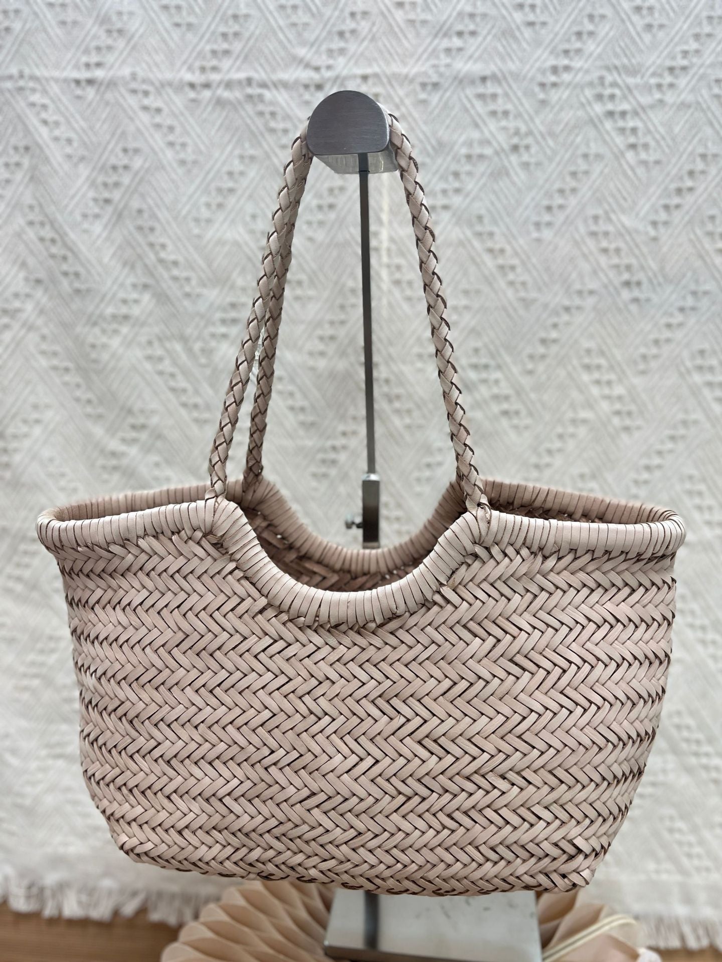 Handmade Woven Leather Tote Bag, Full Grain Leather Hand Woven Triple Jump Bamboo Ladies HoBo Bag, Curve Opening Summer Holiday Basket Bag