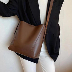 Minimalist Bucket Bag in Genuine Leather | Leather Shoulder Bag Gold Tone, Chic Crossbody Bag, Gift for Her
