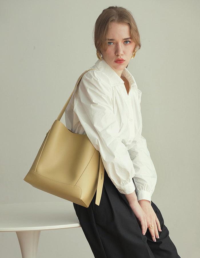 Minimalist Bucket Bag in Genuine Leather | Leather Shoulder Bag Gold Tone, Chic Crossbody Bag, Gift for Her