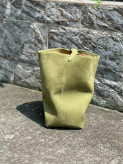 Minimalist Classic Leather Bucket Bag | Large Leather Tote Bag | Fashion Shoulder Bag, Tan Mummy Bag, Everyday Bag, Unisex Bag