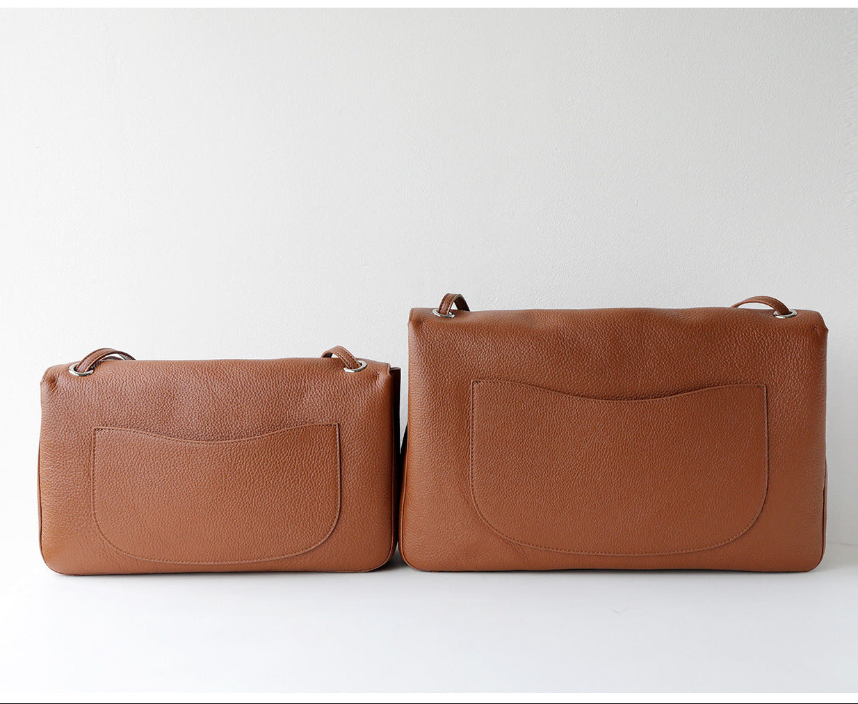 Minimalist Commuter Leather Shoulder Bag | Top Grain Cowhide Handbag with Twist-Lock Closure