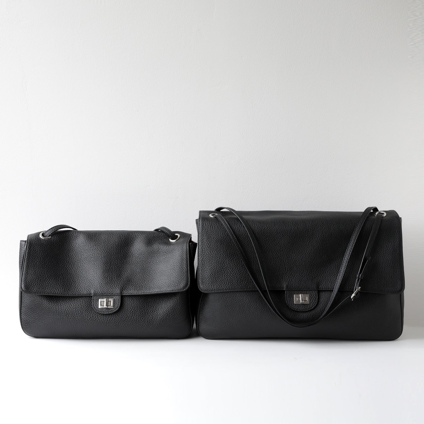Minimalist Commuter Leather Shoulder Bag | Top Grain Cowhide Handbag with Twist-Lock Closure