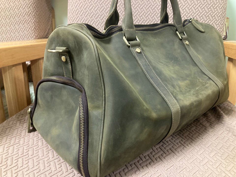 Men’s Full Grain Leather Travel Duffel, Large Crazy Horse Leather Carry-On Bag for Business, Leather Weekender, Camping & Short Trips