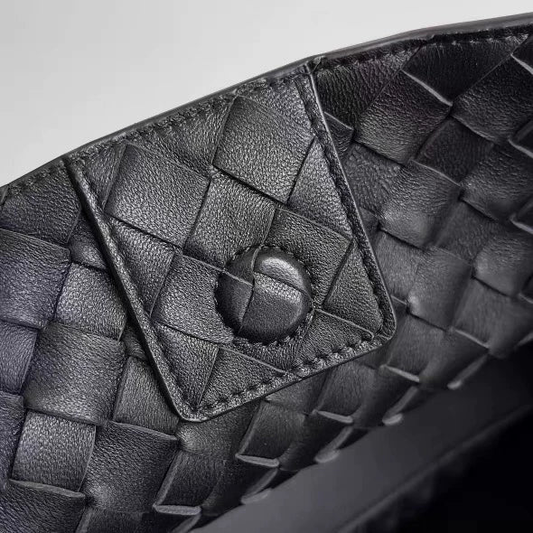Lambskin Leather Knotted Intrecciato Shoulder Bag – Handwoven Woven Handbag | Metal Buckle, Lambskin Lining, 16 Colours