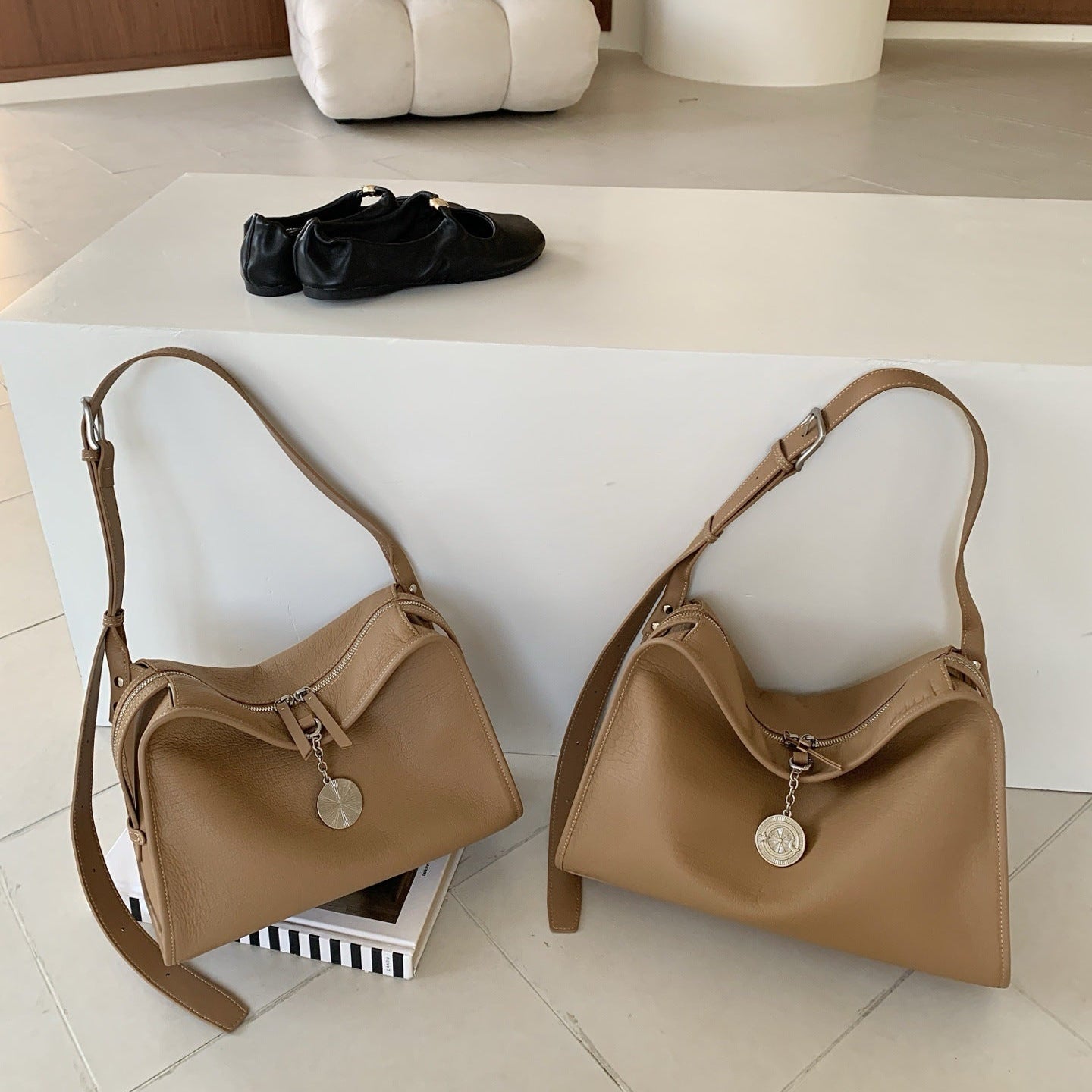 Textured Full Grain Cowhide Leather Boston Bag | Women's Shoulder & Crossbody Bag