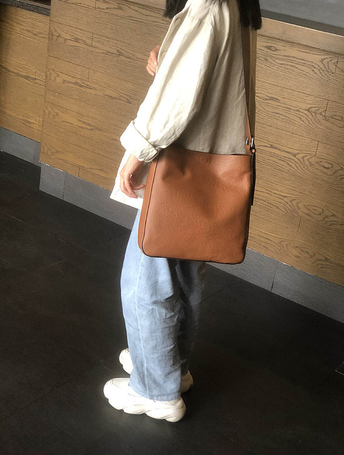 Full Grain Leather Shoulder Bag, Wide Shoulder Strap Crossbody Bag, Retro Leather Bucket Bag, Valentine Gift for her