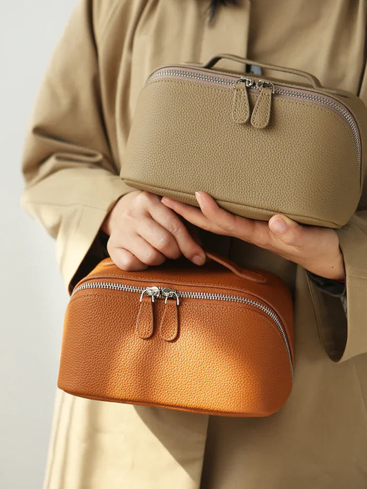 Premium Full Grain Pebbled Leather Makeup Bag With Minimalist Designer Travel Toiletry Bag For Women tan brown