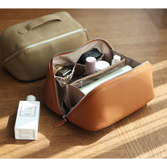 Premium Full-Grain Pebbled Leather Toiletry & Makeup Bag – Minimalist Design Travel-Ready Organiser For Women