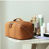 Premium Full Grain Pebbled Leather Makeup Bag With Minimalist Designer Travel Toiletry Bag For Women tan brown