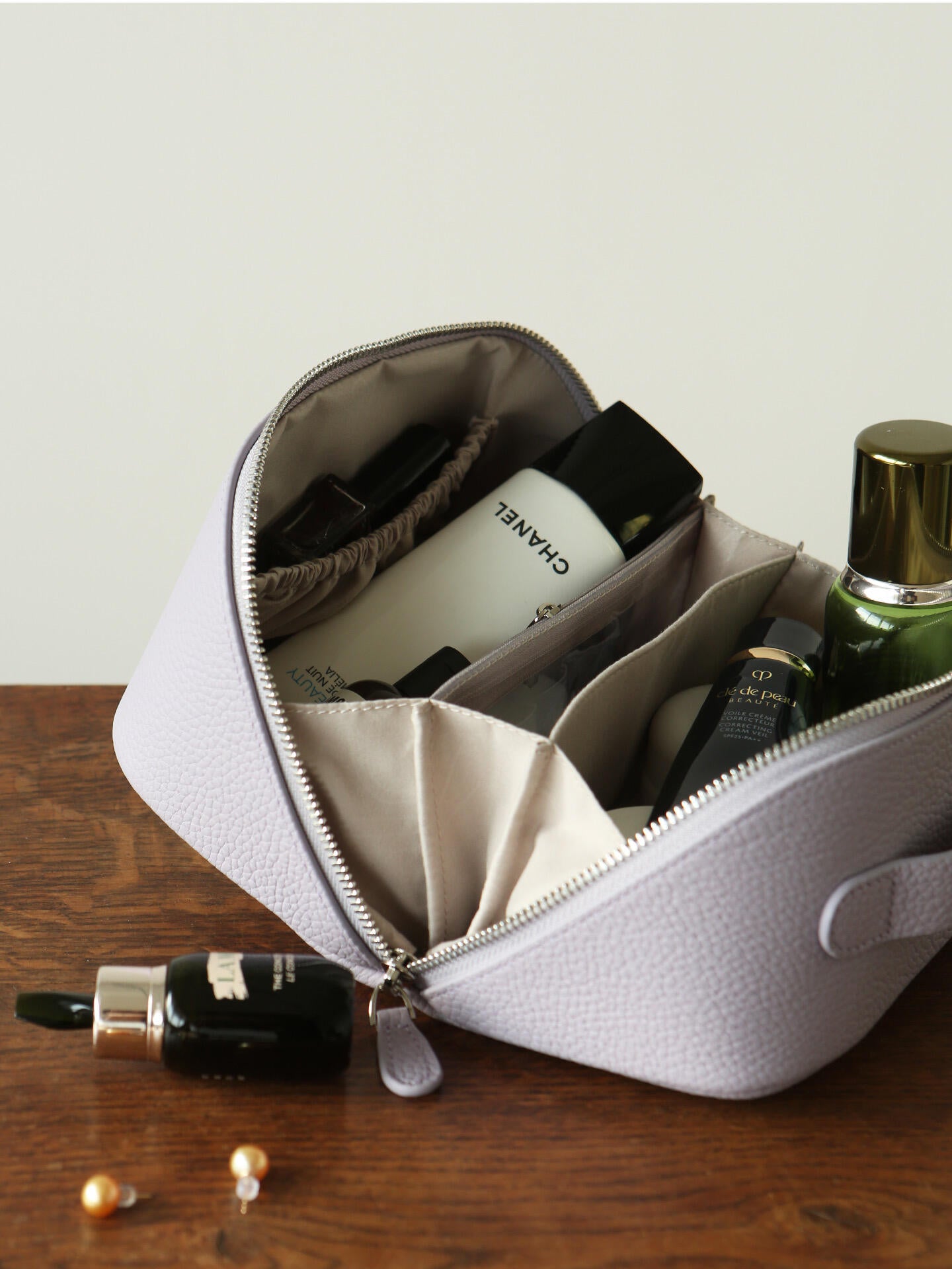 Premium Full-Grain Pebbled Leather Toiletry & Makeup Bag – Minimalist Design Travel-Ready Organiser For Women