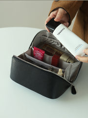 Premium Full-Grain Pebbled Leather Toiletry & Makeup Bag – Minimalist Design Travel-Ready Organiser For Women