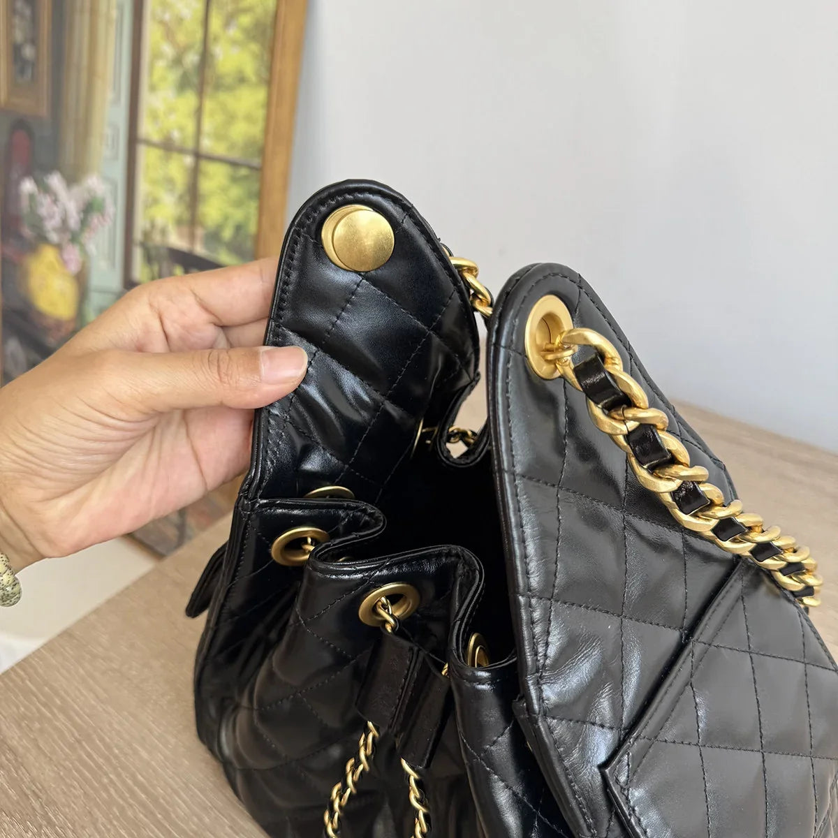 Quilted Diamond Leather Drawstring Hobo Bag – Gold Chain Strap | Lambskin & Cowhide Shoulder Bag for Women