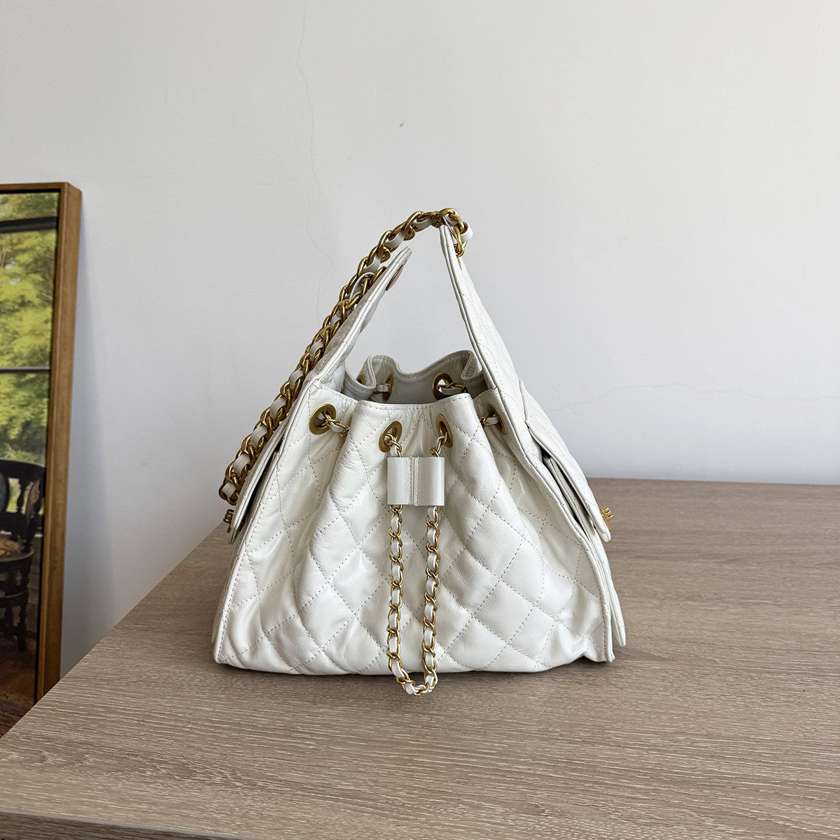 Quilted Diamond Leather Drawstring Hobo Bag – Gold Chain Strap | Lambskin & Cowhide Shoulder Bag for Women