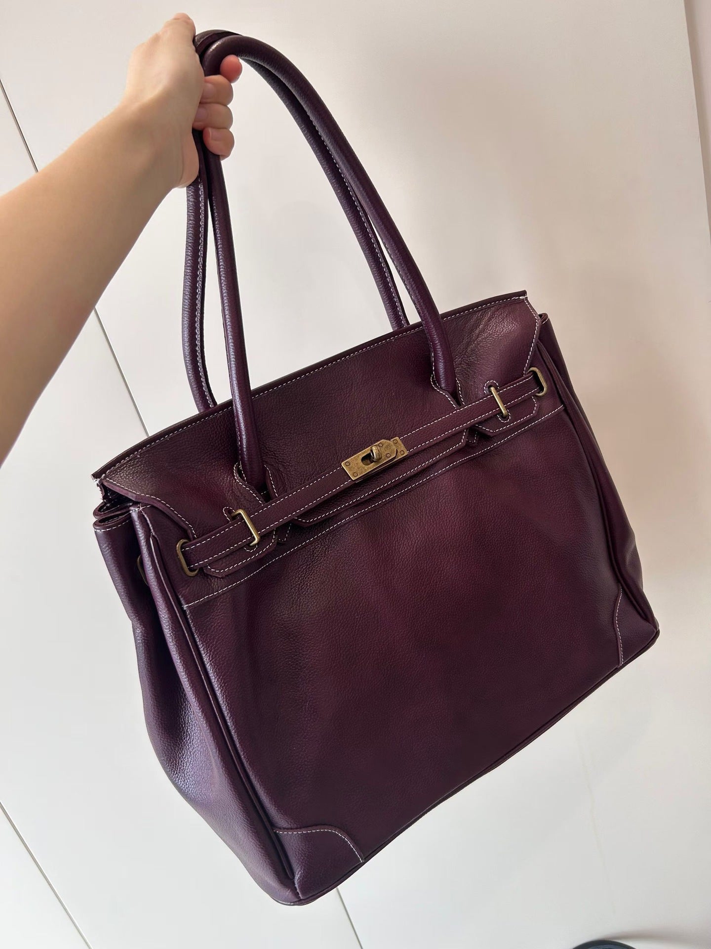 Handcrafted Water-Dyed Cowhide Leather Structured Tote Bag | Women's Vintage Old-Money Style Large Shoulder Bag