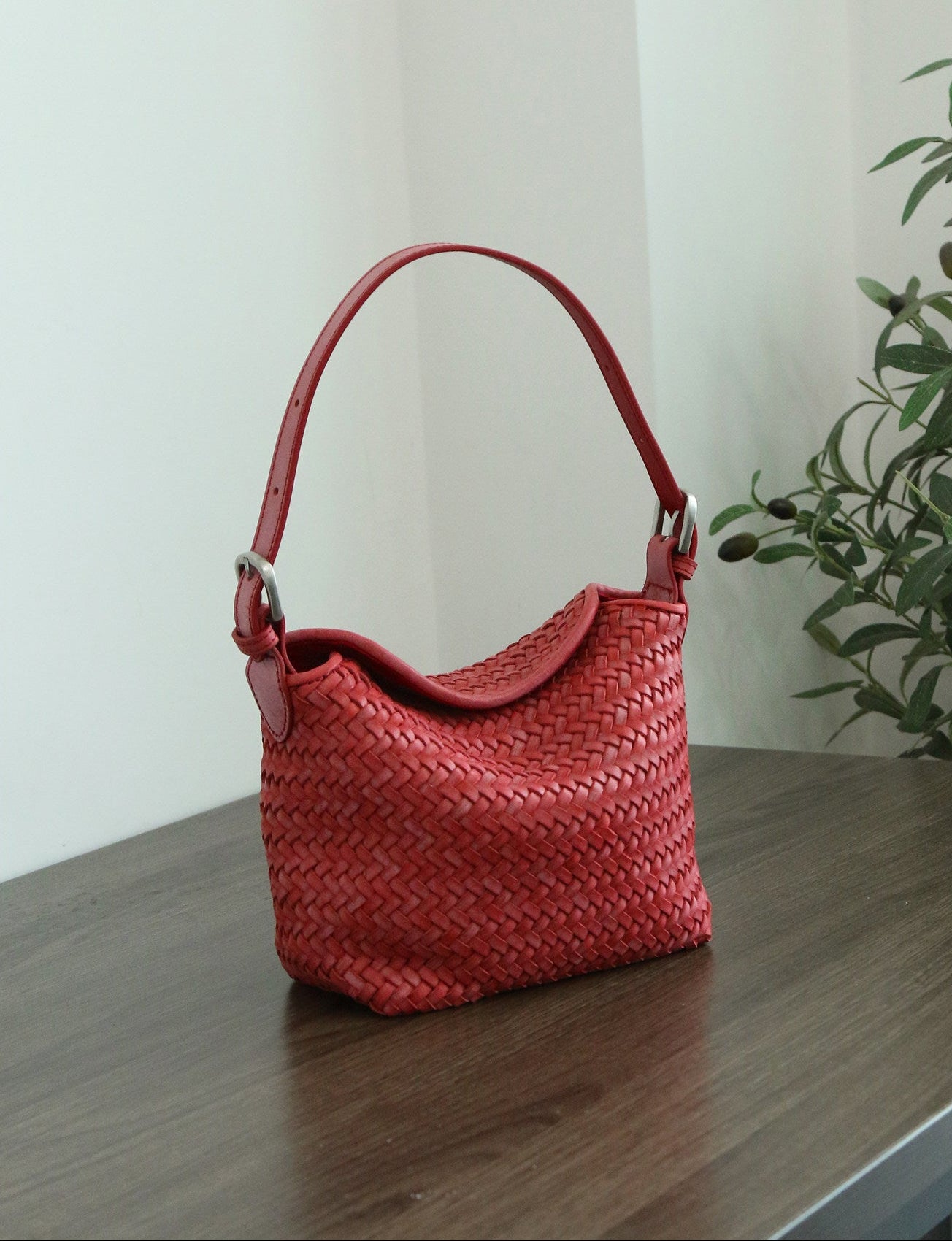 Handwoven Full Grain Leather Hobo Bag | Vintage Basketweave Shoulder & Crossbody Bag