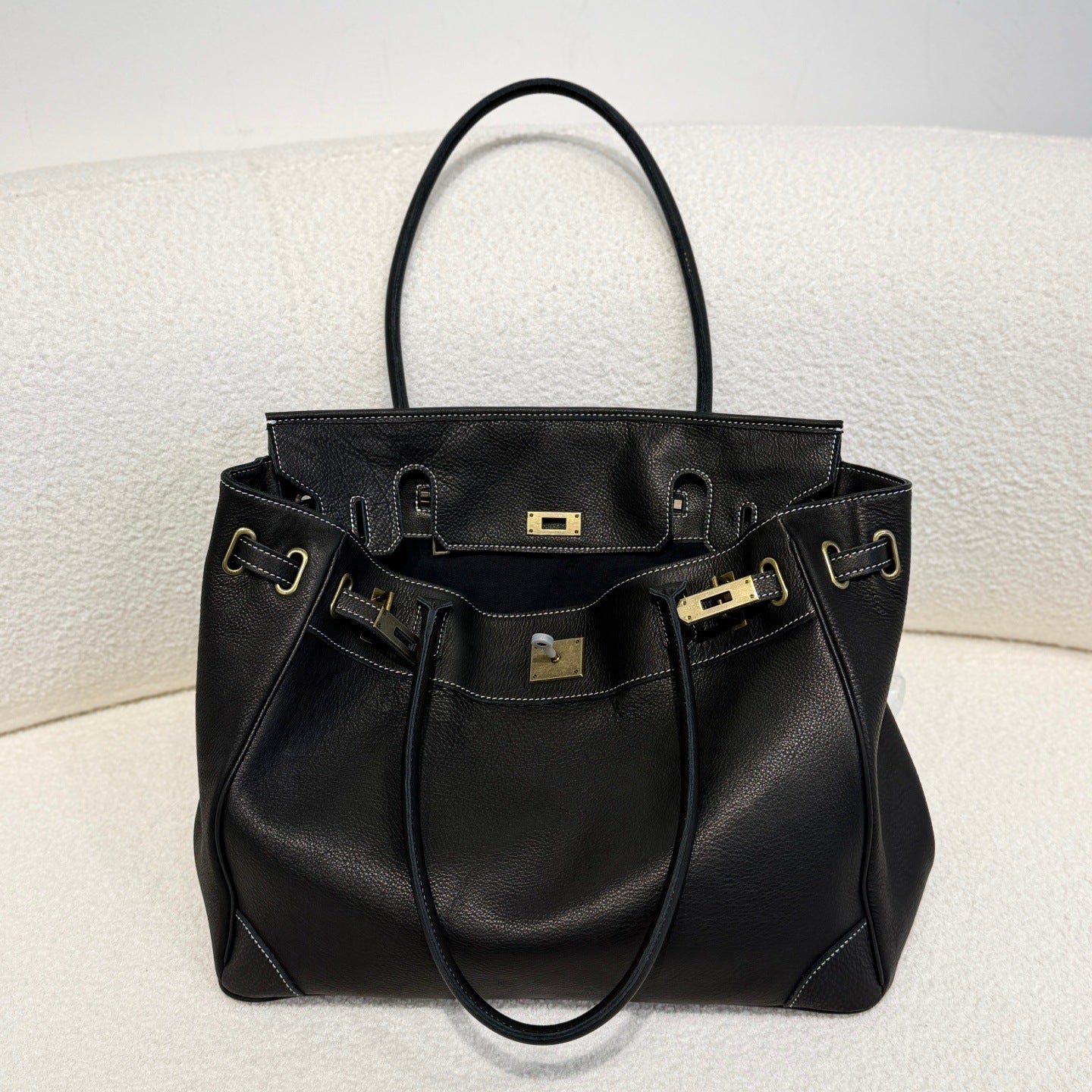 Handcrafted Water-Dyed Cowhide Leather Structured Tote Bag | Women's Vintage Old-Money Style Large Shoulder Bag