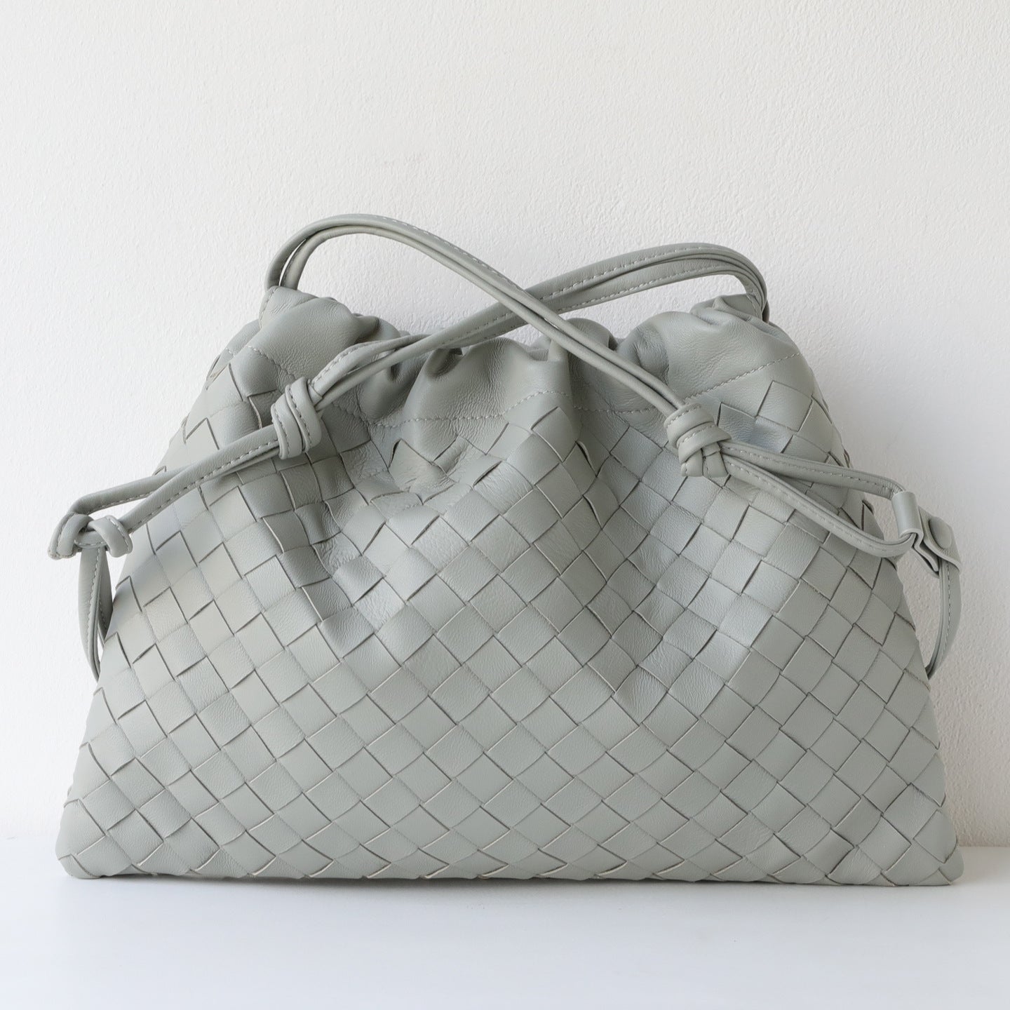 Luxurious Handwoven Lambskin Handbag Drawstring, Genuine Leather Shoulder Bucket Bag for Women
