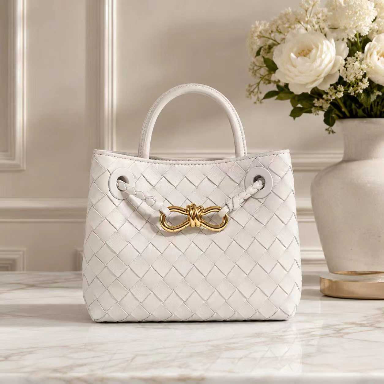 Small Lambskin Leather Knotted Intrecciato Shoulder Bag | Woven Handbag With Metal Buckle, Daily Fashion Designer Bag, Woven Shoulder Purse