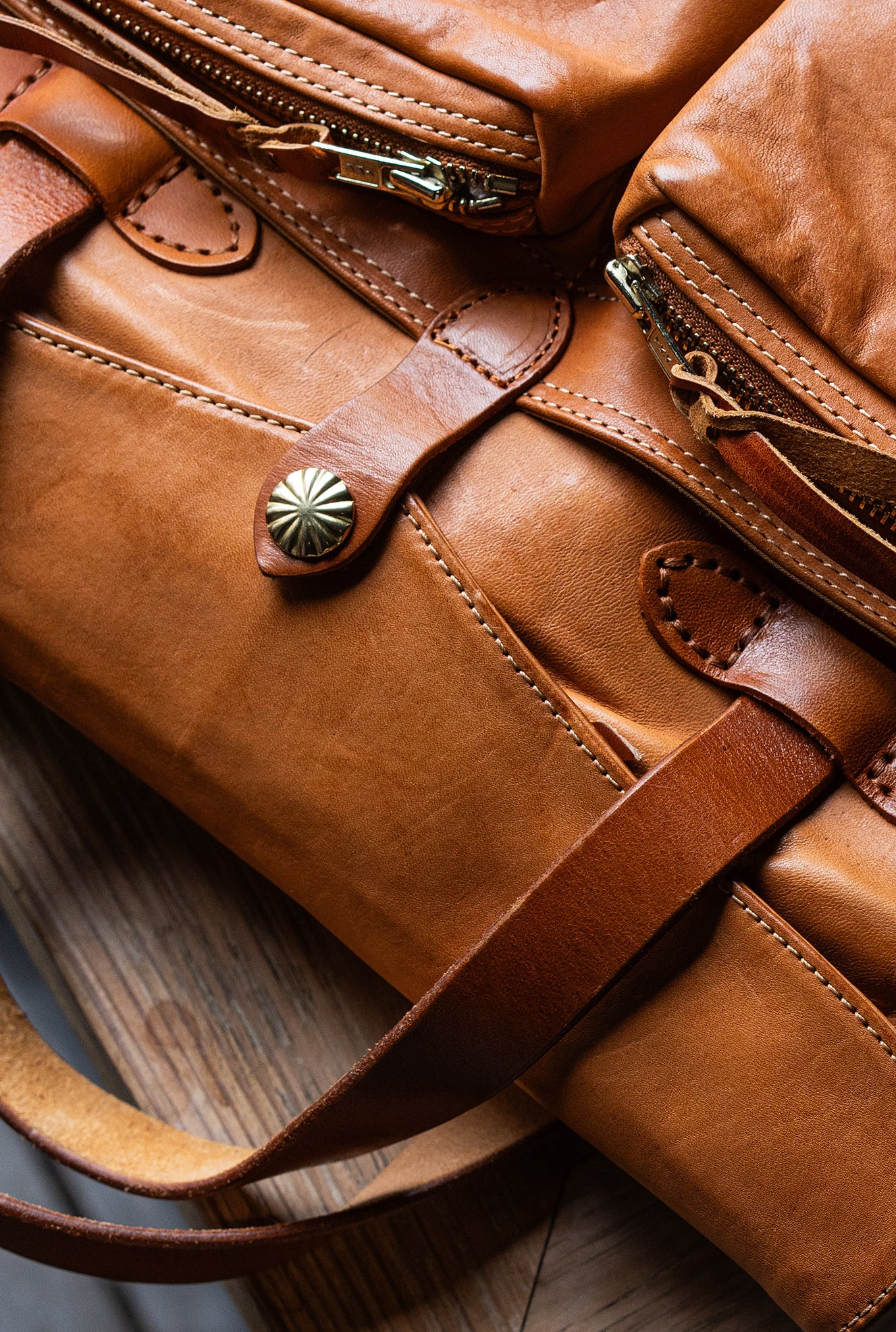 Vintage Italian Leather Men's Business Briefcase | Handcrafted Full Grain Leather Heavy-Duty Crossbody 13-inches Laptop Bag, Travelling Bag, Weekend Bag Alexel Crafts Wholesale