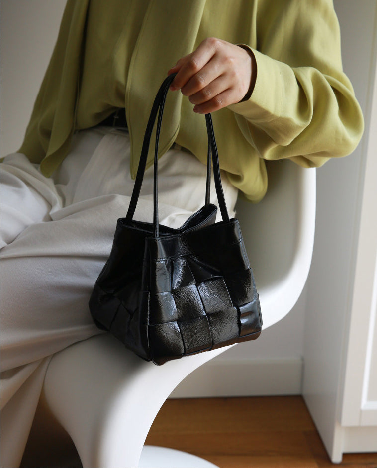 Women's Soft Luxurious Calfskin Leather Handwoven Bucket Shoulder Bag, Crossbody Bag